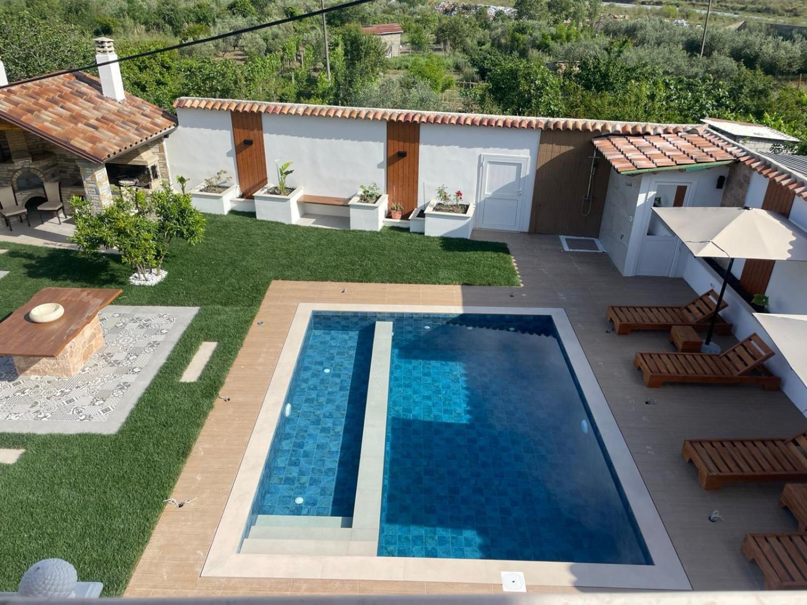 Villa Lejzo - Swimming Pool Berat Zewnętrze zdjęcie
